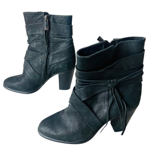 Vince Camuto Womens Ferrah Chunky Heeled Boots Black Leather Tasseled 6M - Picture 3 of 6